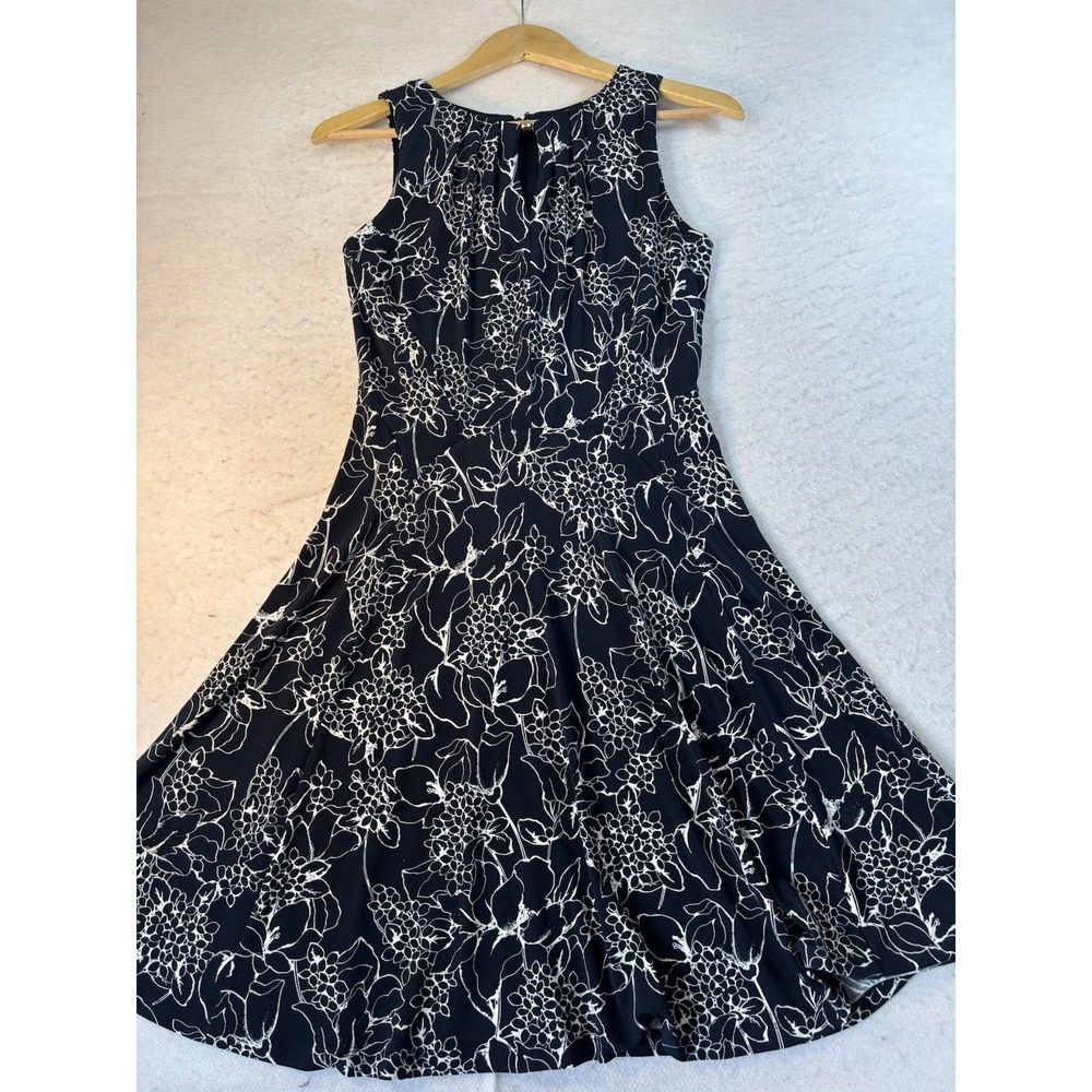 Ivanka Trump Floral‎ Print Chain-Link Halter Dress for Woman Size XS Navy/Ivory